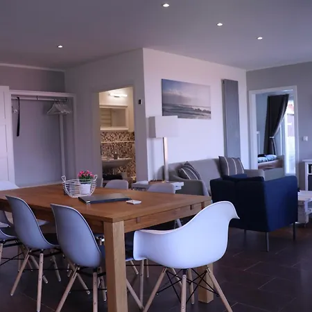 Moin Apartment